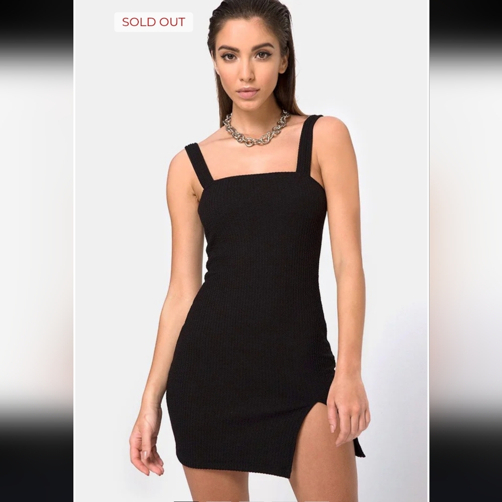 Elegant Black Sleeveless Dress